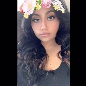 Meet your Posher, Julissa